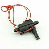 Сервопривод замка лючка бензобака