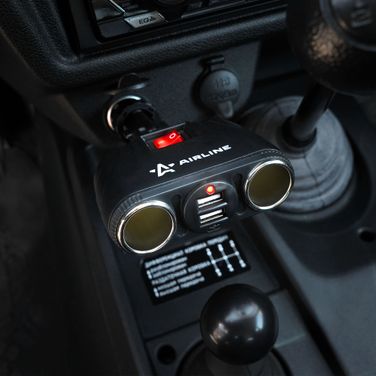 AIRLINE ASP-2TU-08 Прикуриватель-разветвитель трансформер на 2 гнезда + 2usb, штекер-фиксатор - 7