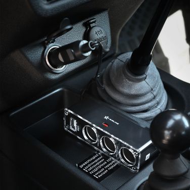 AIRLINE ASP-3U-07 Прикуриватель-разветвитель на 3 гнезда + USB (черный) - 6