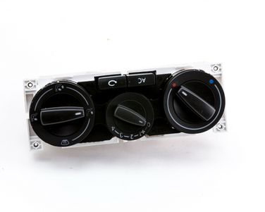 DOMINANT AW1J008200045 Блок управления отопителя с кондиционером - 1