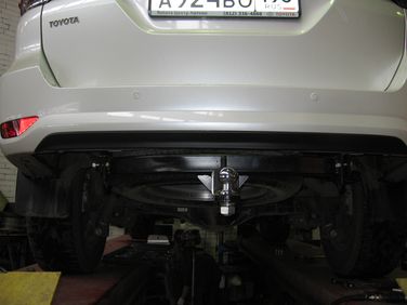 SHERIFF SF.3714.21 ТСУ /съемный квадрат/ toyota Fortuner 2016- - 2