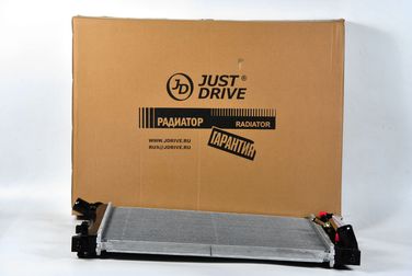 JD JPR0133 Радиатор двигателя AT - 1