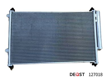 Deqst 127018 Радиатор кондиционирования toyota corolla (_e15_) Седан 01.07- 1.6 Dual VVTi - 2