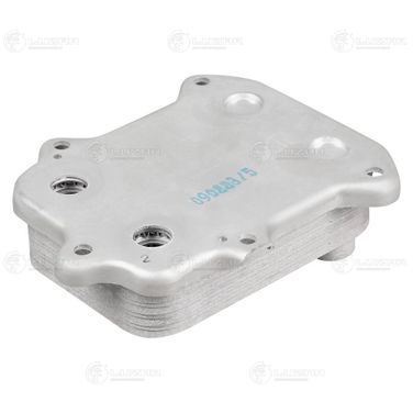 Luzar LOc 1810 Радиатор масл. для а/м VW Tiguan (08-)/Jetta (10-)/Skoda Octavia A5 (04-) 1.4i/1.6i - 3