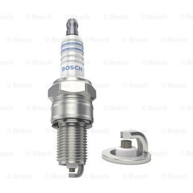 Bosch 0 242 235 915 Свеча зажигания (4шт.) - 6