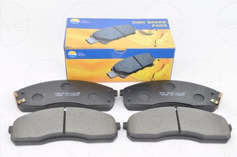 фото AMD AMDBF192 Колодка дискового тормоза ok56a-33-23z/amd.bf192 amd(hsb) AMD AMDBF192 Колодка дискового тормоза ok56a-33-23z/amd.bf192 amd(hsb)