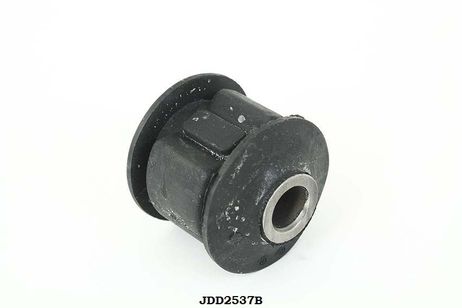фото JD JDD2537B Сайлентблок задней продольной тяги, передний JD JDD2537B Сайлентблок задней продольной тяги, передний