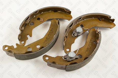фото Stellox 196 101-SX 196 101-SX_колодки тормозные барабанные! Ford Fiesta 1.1-1.8d 89-95 | зад | Stellox 196 101-SX 196 101-SX_колодки тормозные барабанные! Ford Fiesta 1.1-1.8d 89-95 | зад |