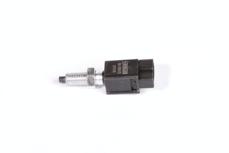 фото Stellox 06-12565-SX Датчик стоп-сигнала Hyunda Accent Stellox 06-12565-SX Датчик стоп-сигнала Hyunda Accent