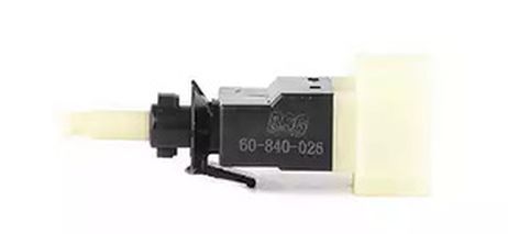 фото BSG bsg 60-840-026 Датчик включения стоп-сигнала BSG bsg 60-840-026 Датчик включения стоп-сигнала