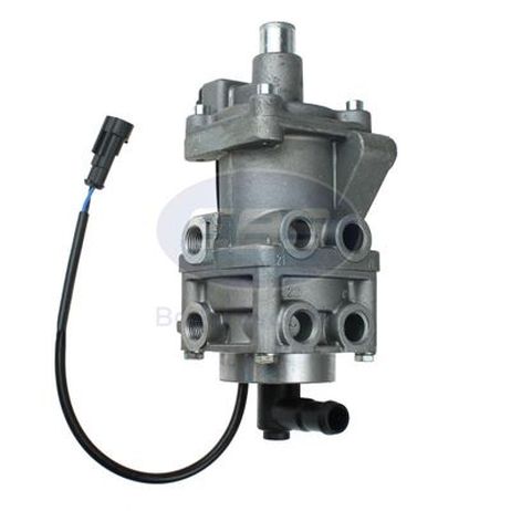 EBS 09071002 Кран главный тормозной iveco