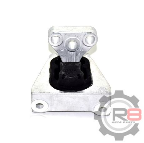 R8 R850850SNAA82 подушка двс лев [at] - 1.6 / 1.8 (-50850-sna-a82)