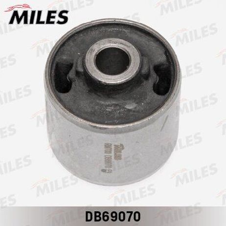 Miles DB69070 Сайлентблок зад. подвески toyota land cruiser prado 120/150 продольного рычага