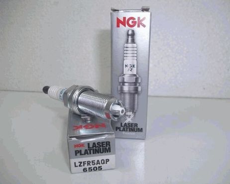 фото NGK LZFR5AQP Свеча зажигания 6505/6300 NGK LZFR5AQP Свеча зажигания 6505/6300