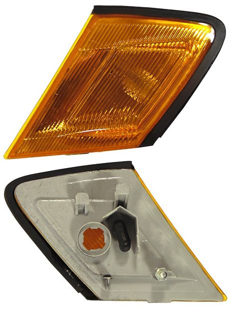 фото SAT ST-22-240L Габаритный фонарь SAT ST-22-240L Габаритный фонарь