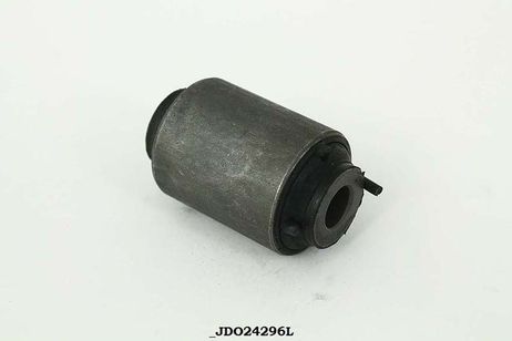 фото JD JDO24296L Сайлентблок JD JDO24296L Сайлентблок