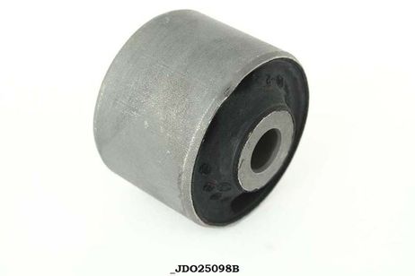 фото JD JDO25098B Сайлентблок JD JDO25098B Сайлентблок