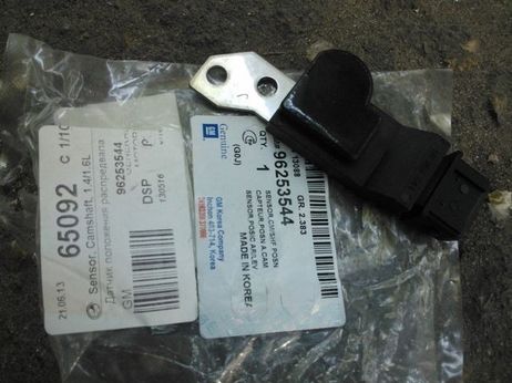 фото Daewoo 96253544 Датчик положения распредвала Daewoo 96253544 Датчик положения распредвала